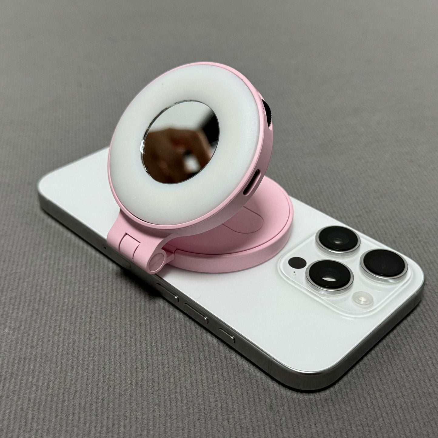 💥 SALE 30% OFF-3-in-1 Magnetic Beauty Selfie Light for Phones