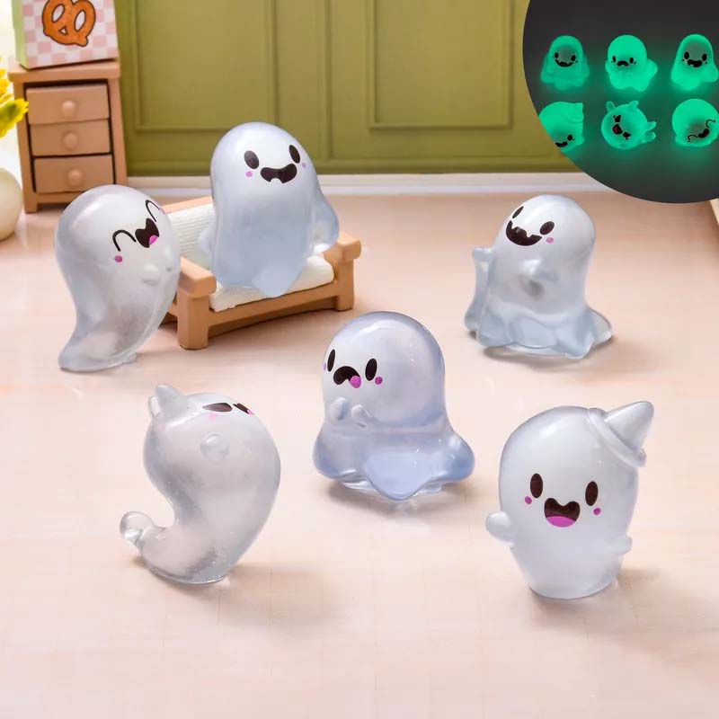 👻 Glow-in-the-Dark Mini Halloween Ghost Figurines