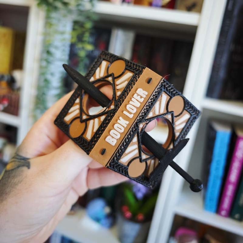 📚Book lover hairpin: A Touch of Creativity in Every Strand!