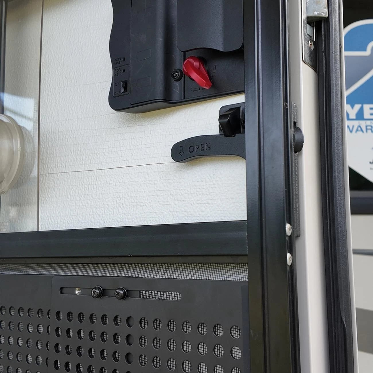🚗Aluminum RV Screen Door Handle Replacement Latch Kit