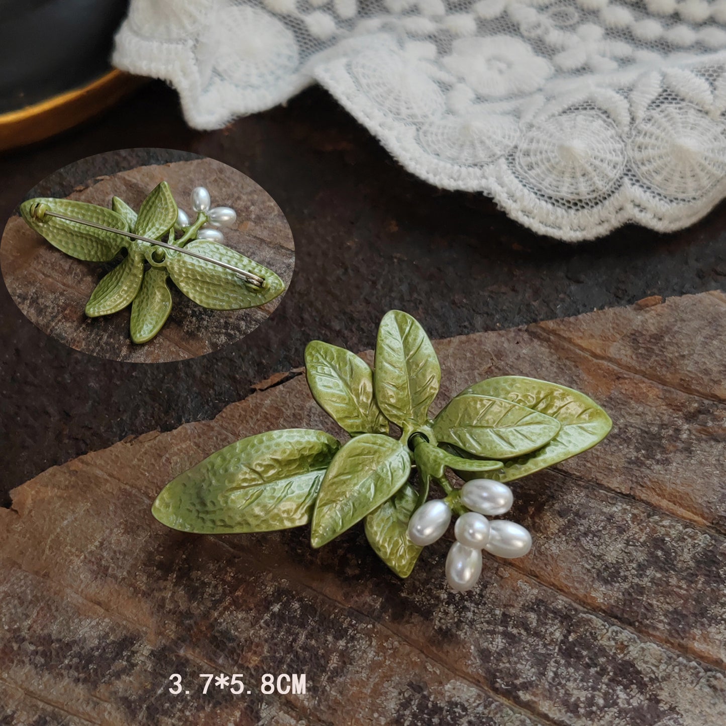 ✨ Vintage Royal Floral Brooch – Timeless Elegance for Every Occasion 🌿👑