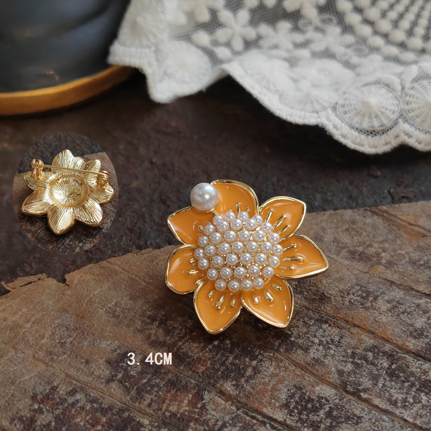 ✨ Vintage Royal Floral Brooch – Timeless Elegance for Every Occasion 🌿👑