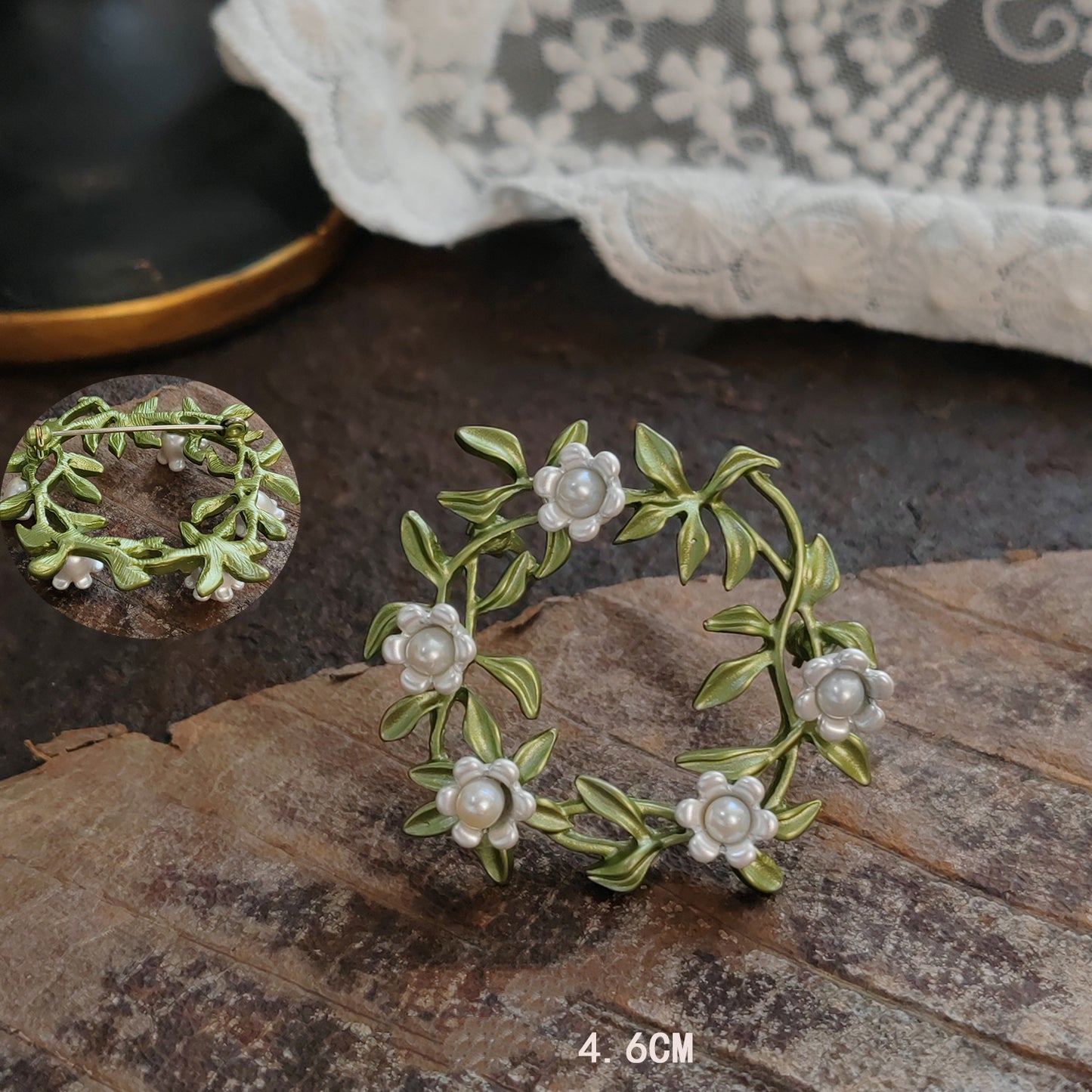 ✨ Vintage Royal Floral Brooch – Timeless Elegance for Every Occasion 🌿👑
