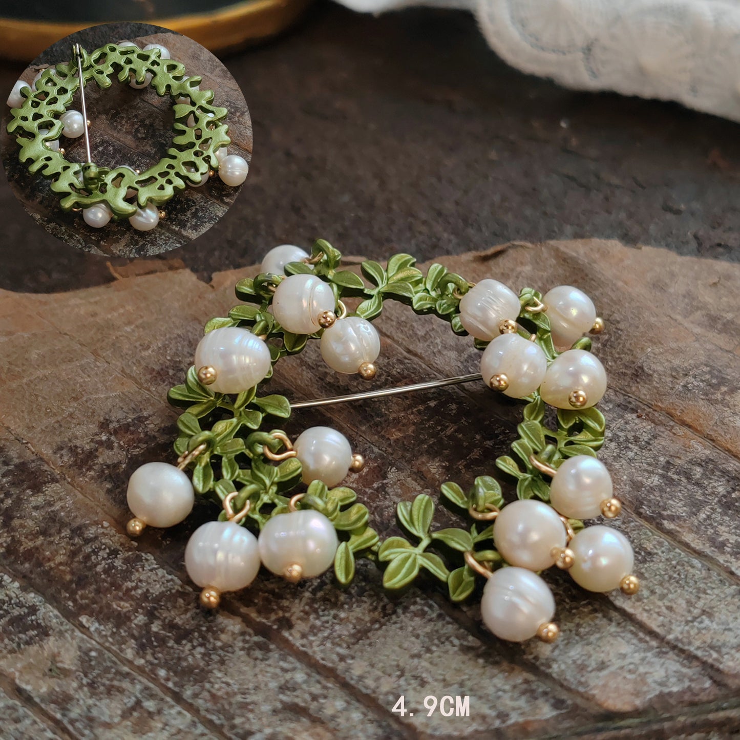 ✨ Vintage Royal Floral Brooch – Timeless Elegance for Every Occasion 🌿👑