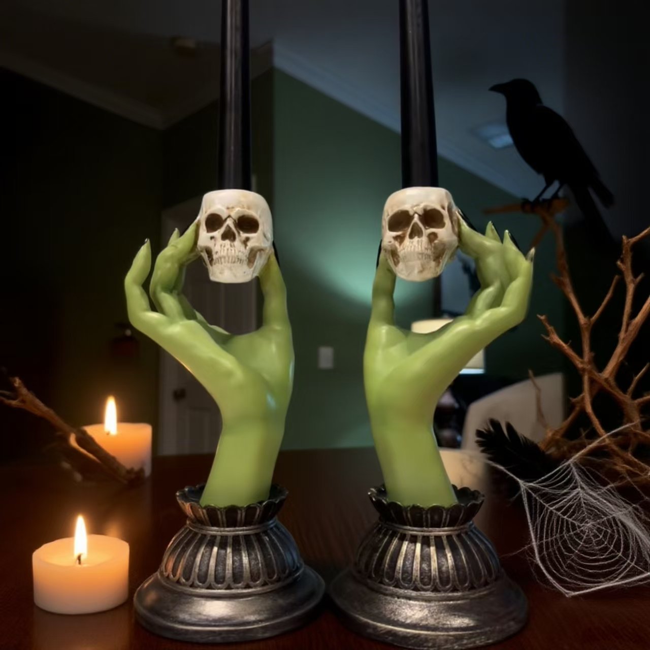 🕯️ Witch Hand Skull Candle Holder – Haunting Gothic Decor ✨